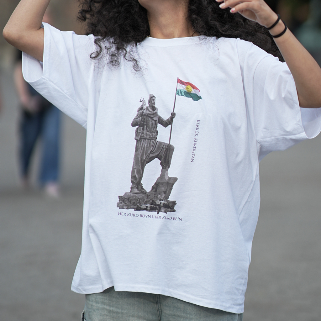 T-Shirt Pêşmerge Statue